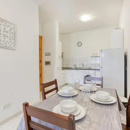 Vb8 - Beautiful Apt In